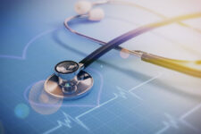 右側開胸・小切開による心房中隔欠損閉鎖術